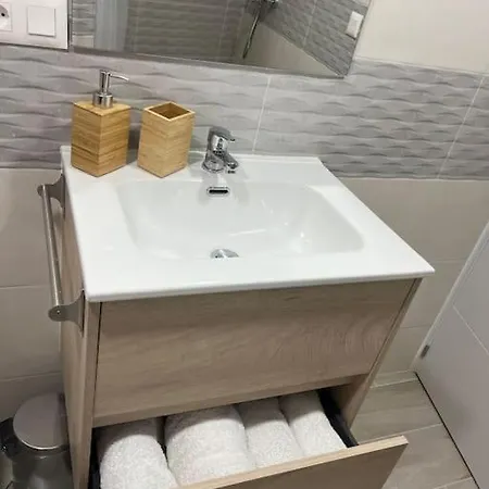 Myra Urban Cruce de Arinaga